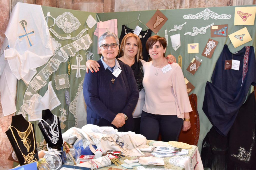 Associazione Opera del Tombolo e delle Arti Manuali